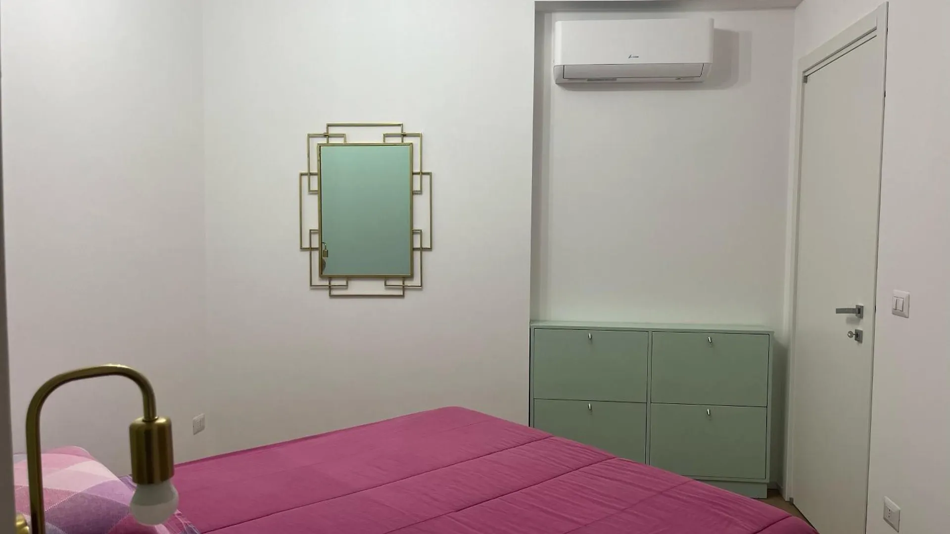 شقة Casa Vacanza Il Nespolo مارينا دي راغوزا