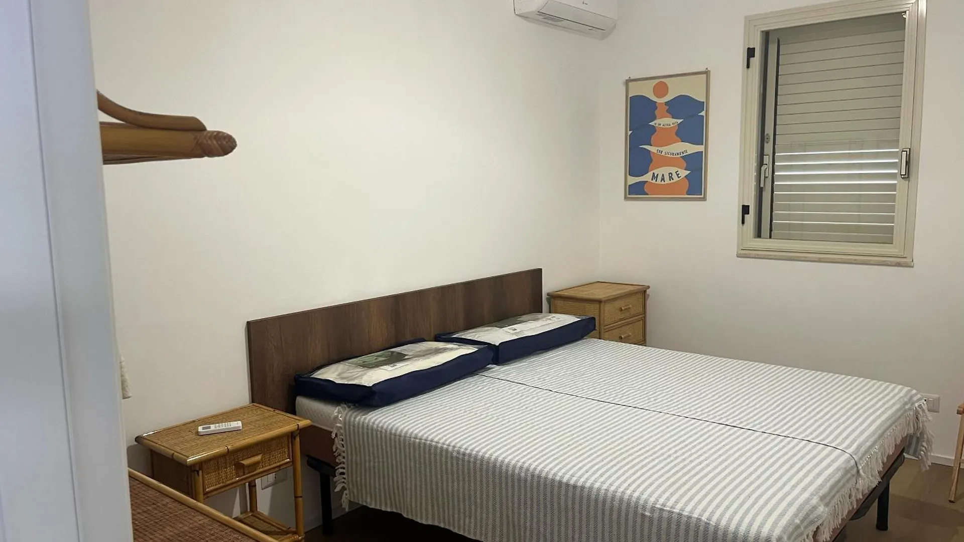 Casa Vacanza Il Nespolo مارينا دي راغوزا 0*,  إيطاليا